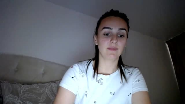 Gallery image thumbnail from L_A_U's myfreecams stream on, 05/21/2023, 17:05 image 15 of 20