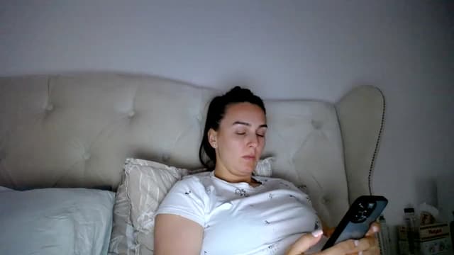 Gallery image thumbnail from L_A_U's myfreecams stream on, 05/21/2023, 17:05 image 4 of 20