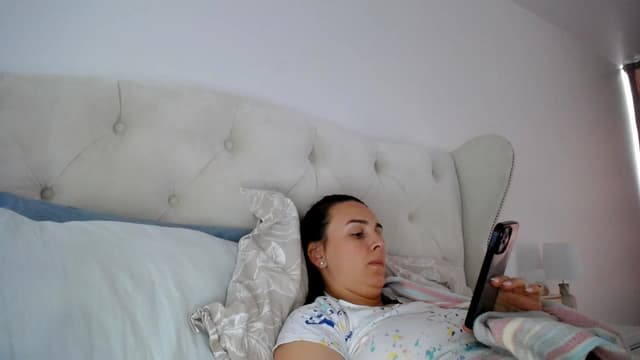 Gallery image thumbnail from L_A_U's myfreecams stream on, 05/22/2023, 10:06 image 7 of 20