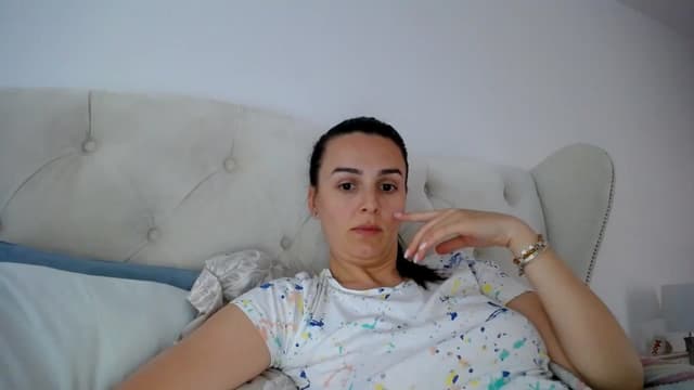 Gallery image thumbnail from L_A_U's myfreecams stream on, 05/22/2023, 10:06 image 8 of 20