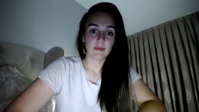 Gallery image thumbnail from L_A_U's myfreecams stream on, 06/04/2023, 02:15 image 20 of 20