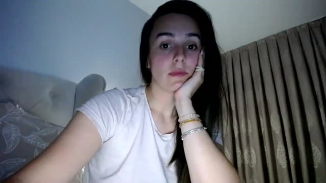 Gallery image thumbnail from L_A_U's myfreecams stream on, 06/04/2023, 02:15 image 6 of 20