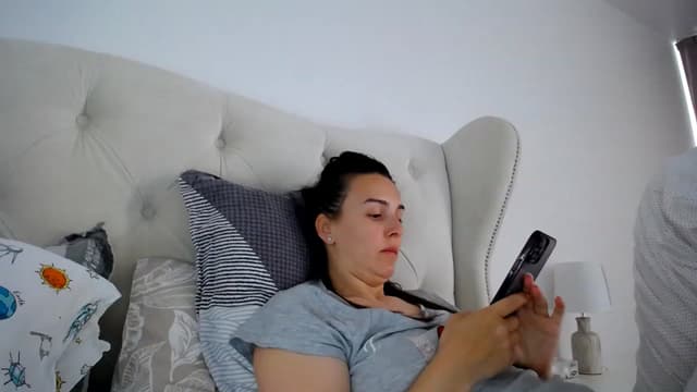 Gallery image thumbnail from L_A_U's myfreecams stream on, 06/07/2023, 11:34 image 20 of 20