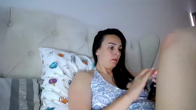 Gallery image thumbnail from L_A_U's myfreecams stream on, 06/08/2023, 11:30 image 17 of 20