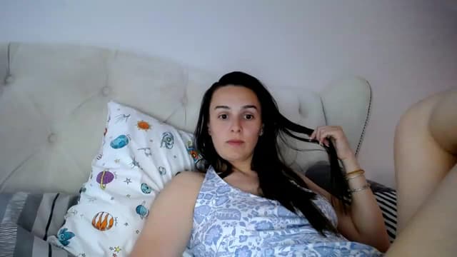 Gallery image thumbnail from L_A_U's myfreecams stream on, 06/08/2023, 12:38 image 3 of 20