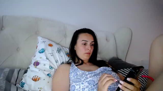 Gallery image thumbnail from L_A_U's myfreecams stream on, 06/08/2023, 12:38 image 9 of 20