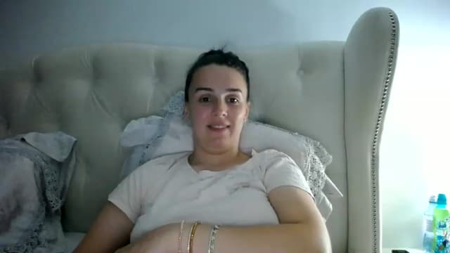 Gallery image thumbnail from L_A_U's myfreecams stream on, 06/12/2023, 19:26 image 12 of 20