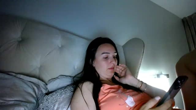 Gallery image thumbnail from L_A_U's myfreecams stream on, 06/15/2023, 22:13 image 14 of 20