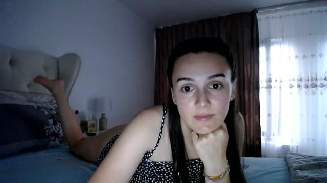 Gallery image thumbnail from L_A_U's myfreecams stream on, 06/24/2023, 16:31 image 17 of 20