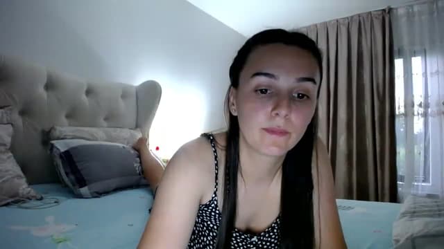 Gallery image thumbnail from L_A_U's myfreecams stream on, 06/24/2023, 17:55 image 2 of 20
