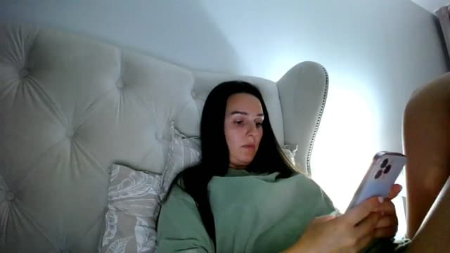 Gallery image thumbnail from L_A_U's myfreecams stream on, 07/29/2023, 18:38 image 18 of 20