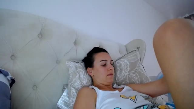Gallery image thumbnail from L_A_U's myfreecams stream on, 08/06/2023, 11:50 image 7 of 20