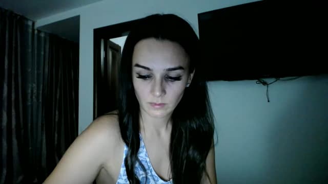 Gallery image thumbnail from L_A_U's myfreecams stream on, 09/03/2023, 24:59 image 2 of 20