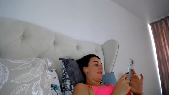 Gallery image thumbnail from L_A_U's myfreecams stream on, 09/12/2023, 11:51 image 6 of 20