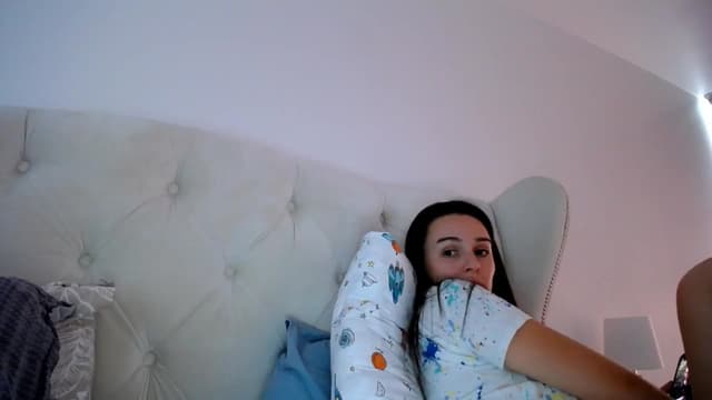 Gallery image thumbnail from L_A_U's myfreecams stream on, 09/13/2023, 08:29 image 16 of 20