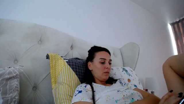 Gallery image thumbnail from L_A_U's myfreecams stream on, 09/13/2023, 11:12 image 3 of 20