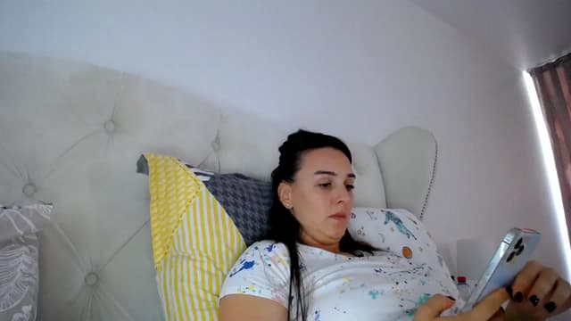 Gallery image thumbnail from L_A_U's myfreecams stream on, 09/13/2023, 11:12 image 1 of 20