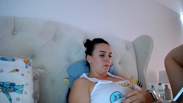 Gallery image thumbnail from L_A_U's myfreecams stream on, 09/14/2023, 08:15 image 8 of 20