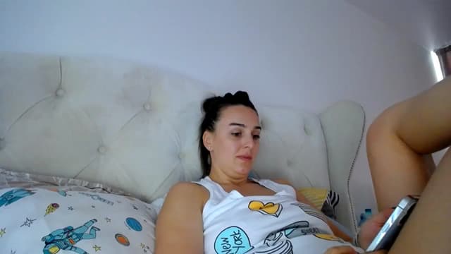 Gallery image thumbnail from L_A_U's myfreecams stream on, 09/14/2023, 10:29 image 8 of 20