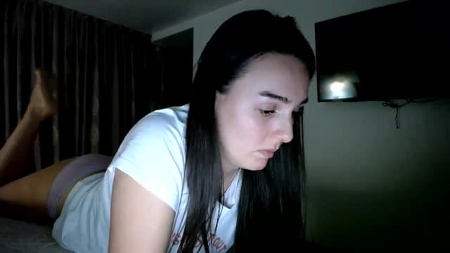Gallery image thumbnail from L_A_U's myfreecams stream on, 09/15/2023, 20:38 image 19 of 20