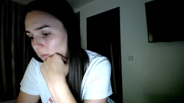 Gallery image thumbnail from L_A_U's myfreecams stream on, 09/15/2023, 20:38 image 6 of 20