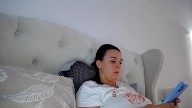 Gallery image thumbnail from L_A_U's myfreecams stream on, 10/10/2023, 08:52 image 12 of 20
