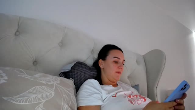 Gallery image thumbnail from L_A_U's myfreecams stream on, 10/10/2023, 08:52 image 10 of 20