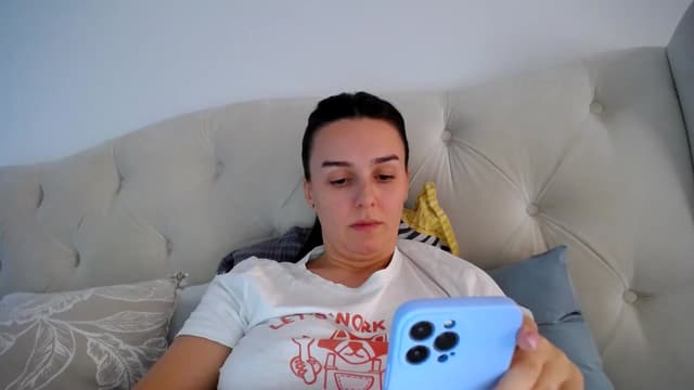 Gallery image thumbnail from L_A_U's myfreecams stream on, 10/10/2023, 08:52 image 3 of 20