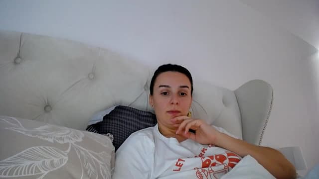 Gallery image thumbnail from L_A_U's myfreecams stream on, 10/10/2023, 08:52 image 18 of 20