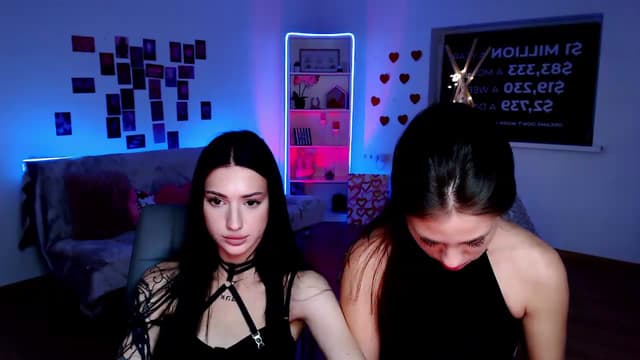 Gallery image thumbnail from Lally's myfreecams stream on, 07/23/2026, 02:30 image 11 of 20
