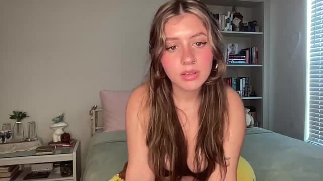 Gallery image thumbnail from Lena1's myfreecams stream on, 09/21/2024, 18:07 image 3 of 20