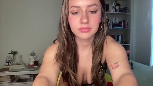 Gallery image thumbnail from Lena1's myfreecams stream on, 09/24/2024, 16:23 image 16 of 20