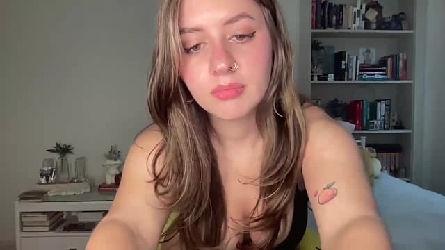 Gallery image thumbnail from Lena1's myfreecams stream on, 09/26/2024, 14:10 image 7 of 20
