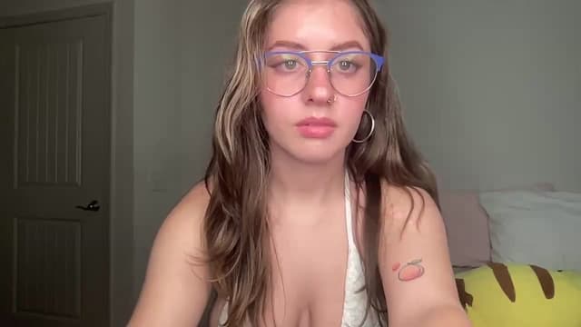 Gallery image thumbnail from Lena1's myfreecams stream on, 11/03/2024, 10:15 image 11 of 20