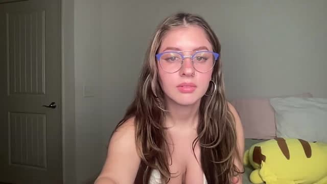 Gallery image thumbnail from Lena1's myfreecams stream on, 11/03/2024, 10:15 image 6 of 20