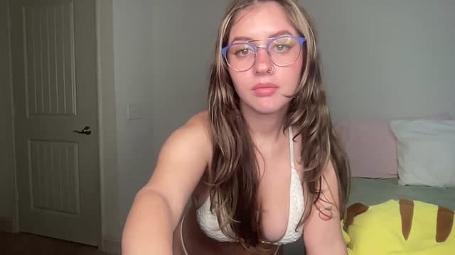 Gallery image thumbnail from Lena1's myfreecams stream on, 11/03/2024, 12:50 image 2 of 20