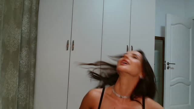 Gallery image thumbnail from LexiQ's myfreecams stream on, 04/09/2023, 04:33 image 6 of 20