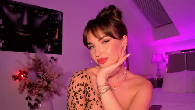 Gallery image thumbnail from LexiQ's myfreecams stream on, 01/13/2025, 01:03 image 11 of 20