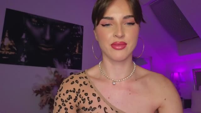 Gallery image thumbnail from LexiQ's myfreecams stream on, 02/02/2025, 24:04 image 1 of 20