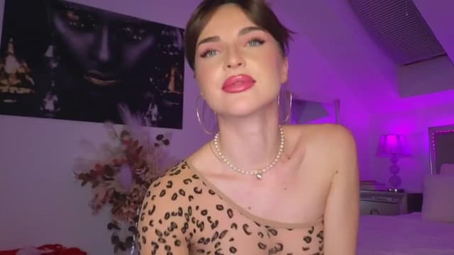 Gallery image thumbnail from LexiQ's myfreecams stream on, 02/02/2025, 24:04 image 8 of 20