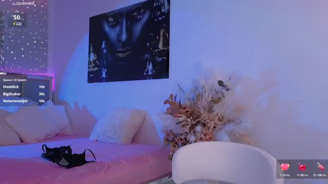 Gallery image thumbnail from LexiQ's myfreecams stream on, 05/17/2025, 07:16 image 6 of 20