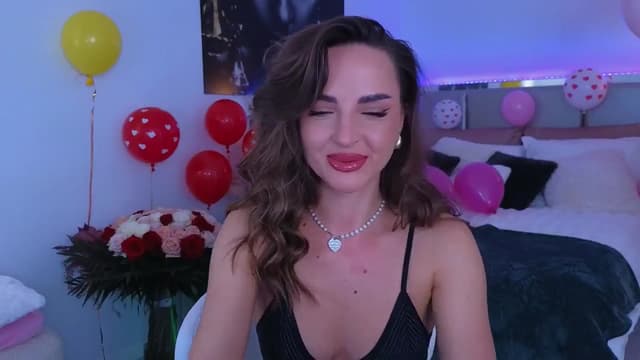 Gallery image thumbnail from LexiQ's myfreecams stream on, 10/20/2025, 05:05 image 18 of 20