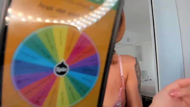 Gallery image thumbnail from Lilie's myfreecams stream on, 06/09/2023, 15:02 image 14 of 20