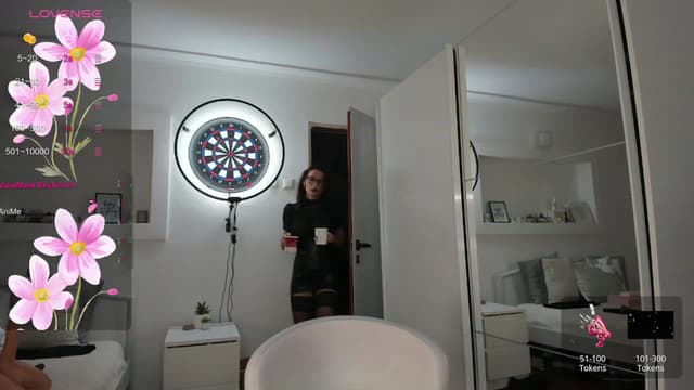 Gallery image thumbnail from Lilie's myfreecams stream on, 10/02/2023, 16:18 image 12 of 20
