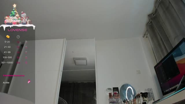 Gallery image thumbnail from Lilie's myfreecams stream on, 01/04/2024, 18:29 image 16 of 20