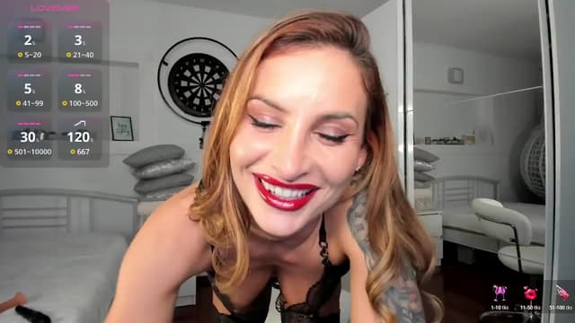 Gallery image thumbnail from Lilie's myfreecams stream on, 10/31/2024, 20:52 image 3 of 20