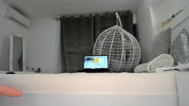 Gallery image thumbnail from Lilie's myfreecams stream on, 01/19/2025, 19:58 image 5 of 20