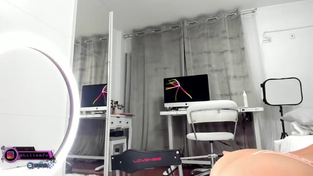 Gallery image thumbnail from Lilie's myfreecams stream on, 02/14/2025, 20:49 image 8 of 20