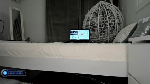 Gallery image thumbnail from Lilie's myfreecams stream on, 04/11/2025, 20:09 image 9 of 20