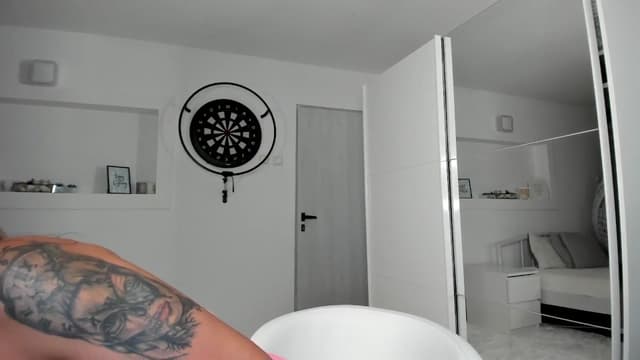 Gallery image thumbnail from Lilie's myfreecams stream on, 05/15/2025, 19:42 image 11 of 20